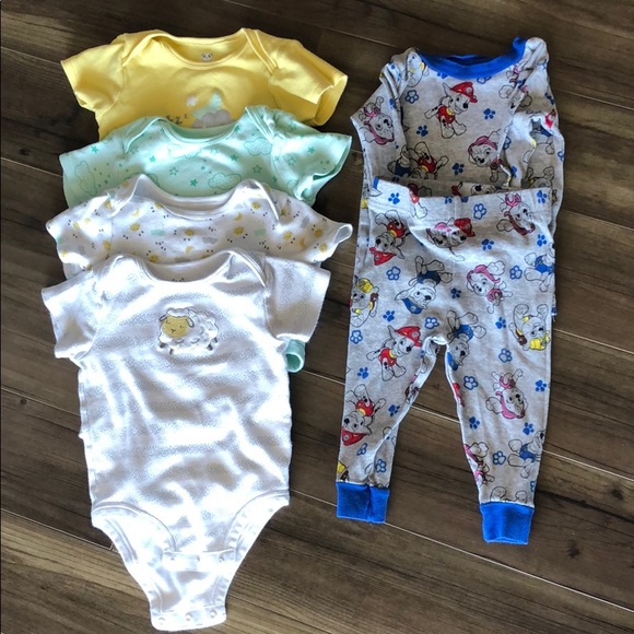 Other - ❌sold❌ Onesie bundle